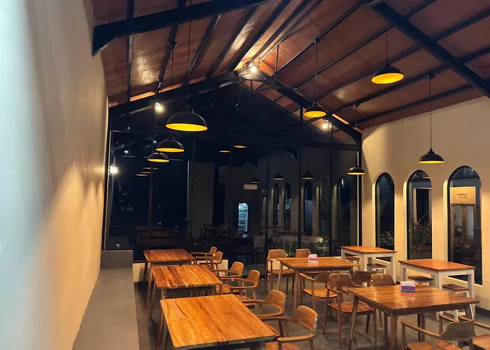 Batur Pyramid 4* Kintamani