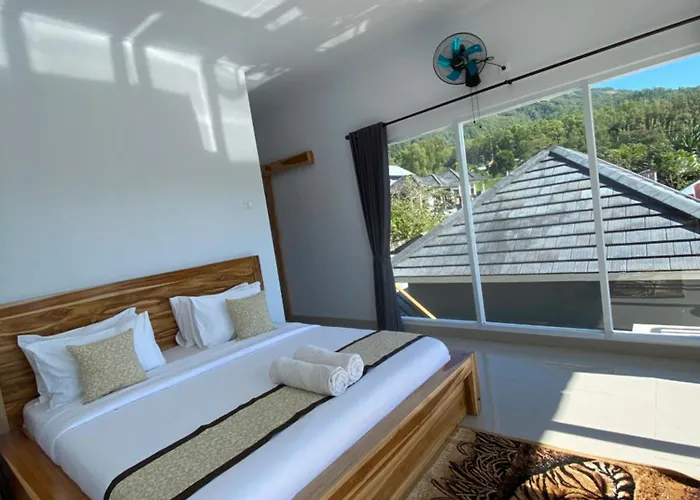 Batur Pyramid 4*