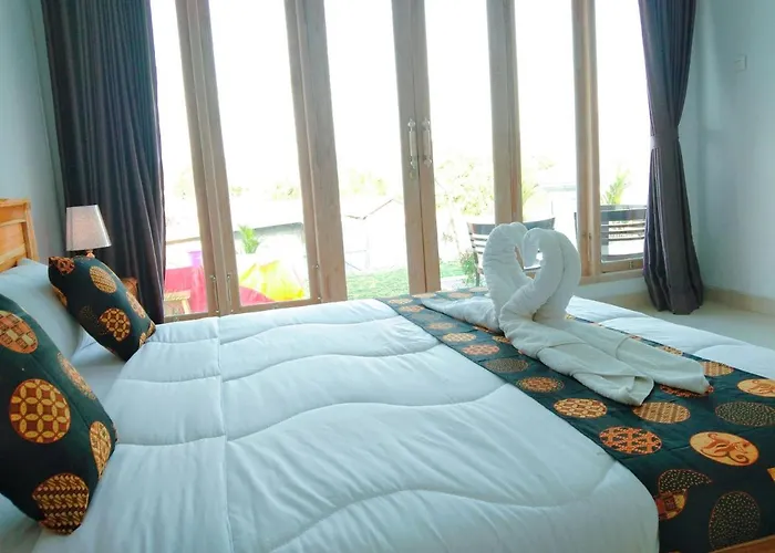 Batur Pyramid 4*